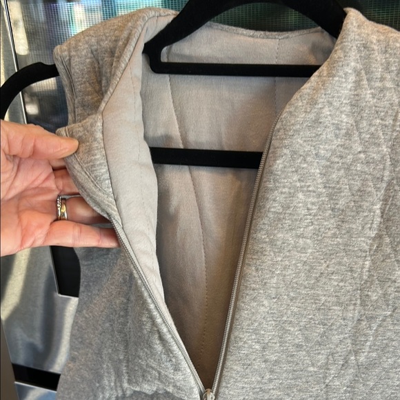 OOFOS Gray One‎ Piece with Sleeveless Design and Zipper Closure - Picture 3 of 5